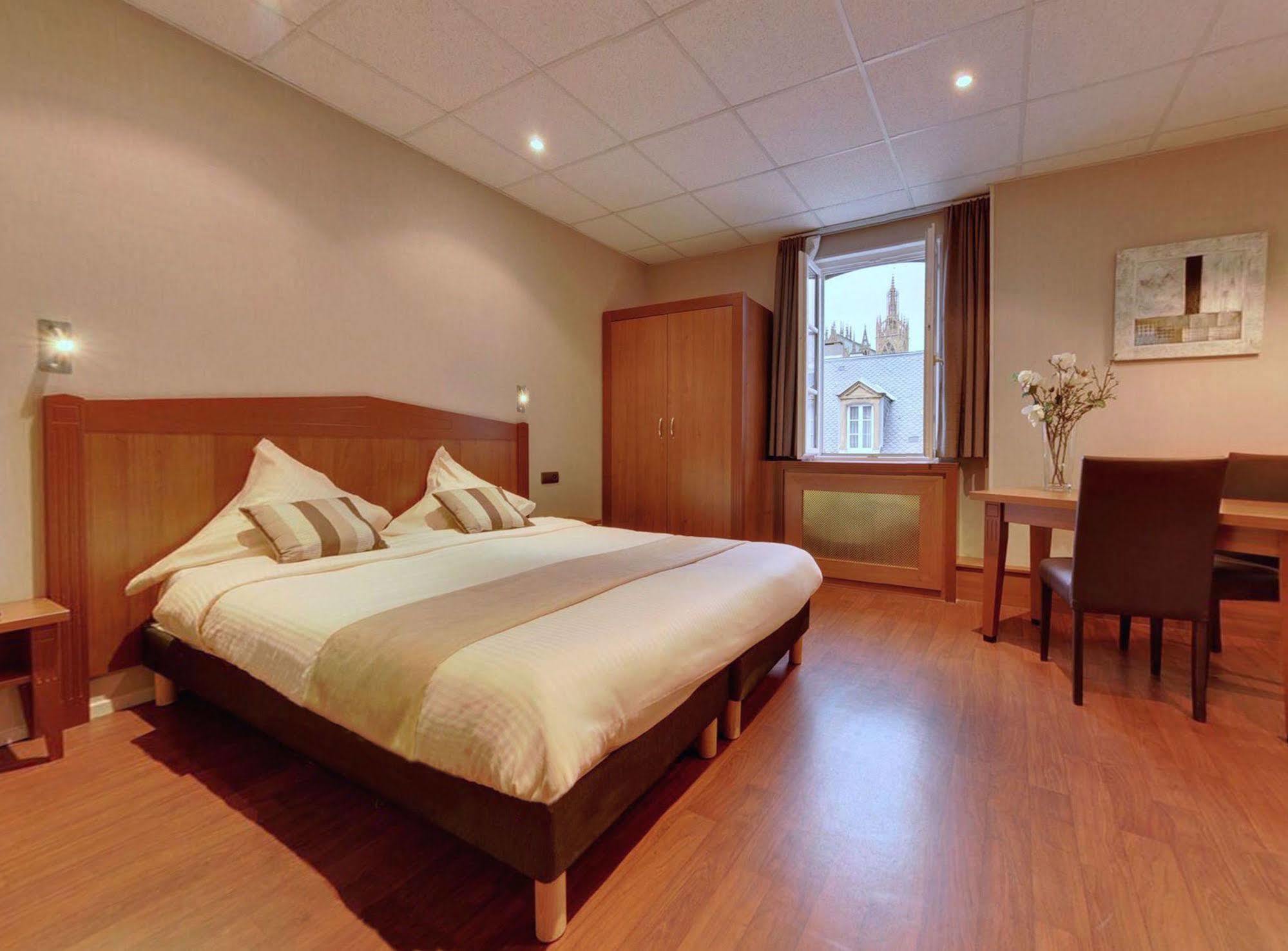 Mercure Grand Hotel Metz Centre Cathedrale Εξωτερικό φωτογραφία